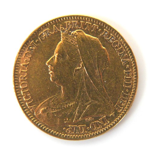 86 - A Victoria Veiled Old Head gold half sovereign, 1901.