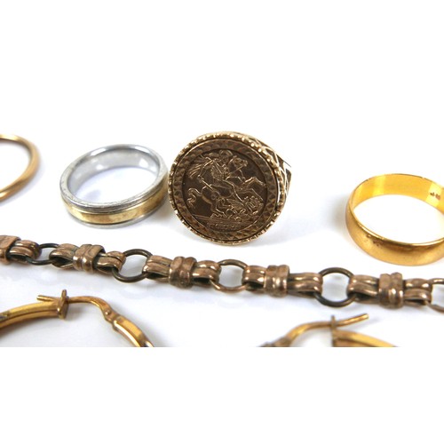 261 - A mixed quantity of gold jewellery, to include a 22ct gold ring, 3.5g, a 9ct gold bi-colour gold rin... 