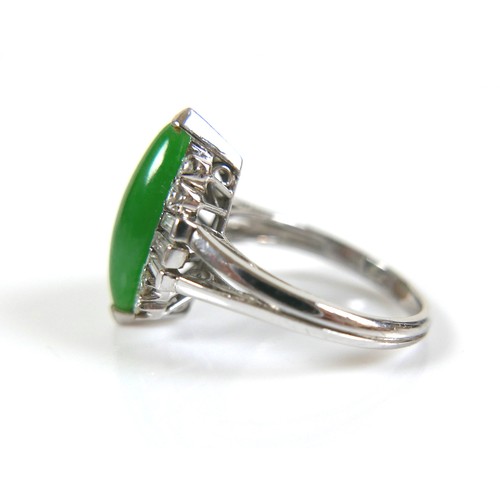 305 - A 14ct white gold diamond and jade set suite of jewellery, comprising a spray brooch, 60mm, a ring, ... 