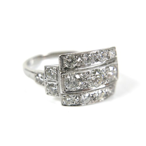 307 - A platinum and diamond Art Deco style ring, set with approximately 1.5ct of round cut diamonds, head... 