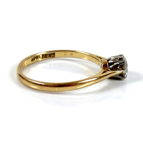 239 - An 18ct yellow gold and diamond solitaire ring, the round cut stone approximately 0.5ct, 5.0 by 3.5m... 