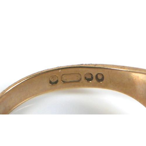 169 - A 9ct gold signet ring, engraved with initials, possibly 'ML', size U, 5.9g.