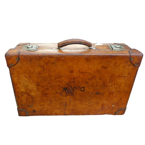 314 - A good quality early 1900's tan leather suitcase by Drew and Sons Piccadilly Circus London, 61 by 38... 