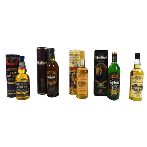 139 - Five bottles of Scotch whisky Glenfiddich clan Sinclair 70cl, Solera reserve 1 litre, Glen Moray 70c... 