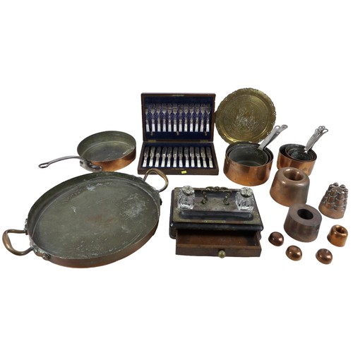 346 - A mixed group of items comprising of a canteen of cutlery; desk tidy, a large copper skillet pan, a ... 