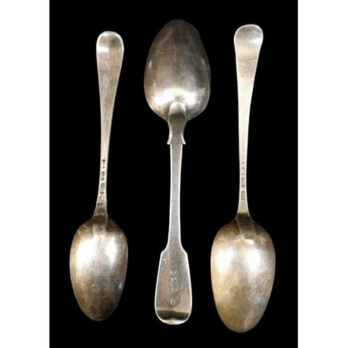 40 - Two George III silver serving spoons, William Grundy, London (pre-1784, year letter indistinct), tog... 