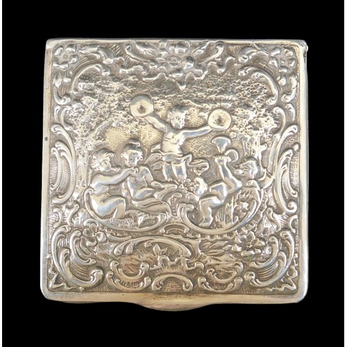 24 - A 925 embossed silver trinket box with Putti musicians, sponsor mark W.S.H. 221 grams, 7.1 troy oz, ... 