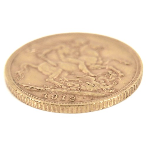 102 - A George V gold sovereign, 1912.