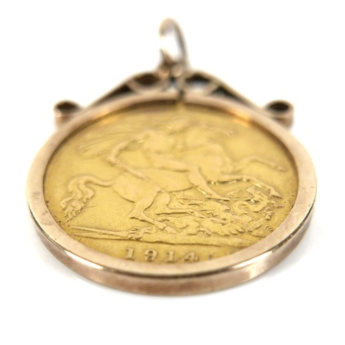 86 - A George V gold half sovereign, 1914, in a yellow metal pendant mount, 5.4g gross.