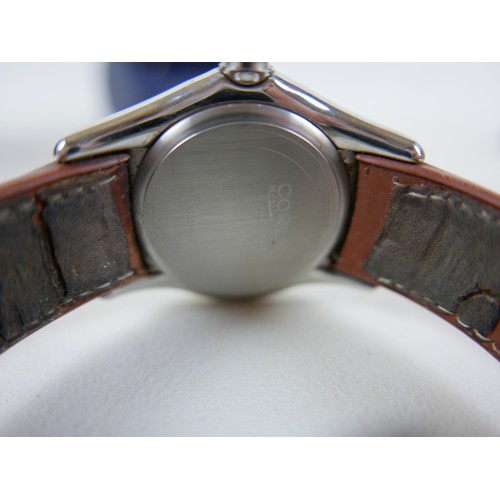 143 - A Corum Boutique Bubble dial stainless steel cased wristwatch, ref 163.150.20, circular white dial w... 