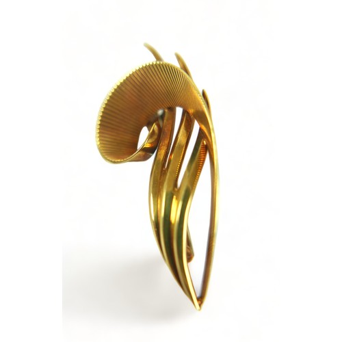 247 - An 18ct yellow gold brooch 5.4 grams 45mm by 20mm, sponsor mark H&W