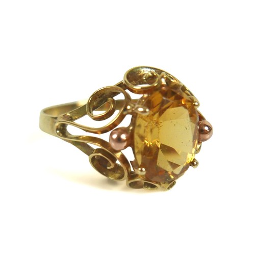 169 - A 14 ct citrine ring size L/M, 2.2 grams