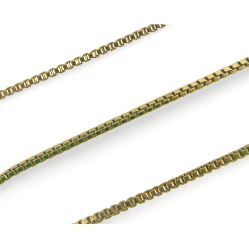 261 - A 14ct 585 yellow gold necklace, 70cm long, 7 grams.