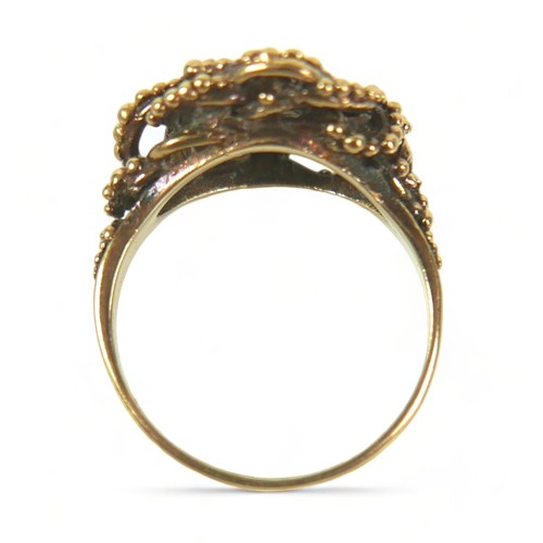 165 - A 9ct yellow gold ring, Size N, 3.5 g.