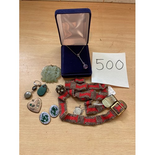 500 - Amethyst necklace, jade pendant and jewellery