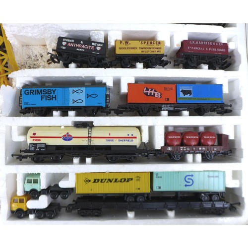 189 - Two Lima OO gauge boxed sets, 'Super Freight Liner Terminal'. (2)