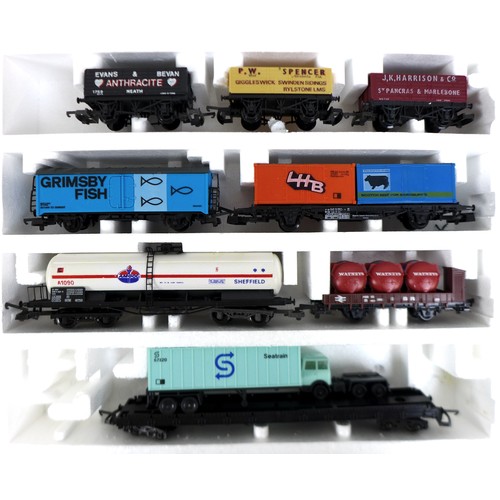 189 - Two Lima OO gauge boxed sets, 'Super Freight Liner Terminal'. (2)