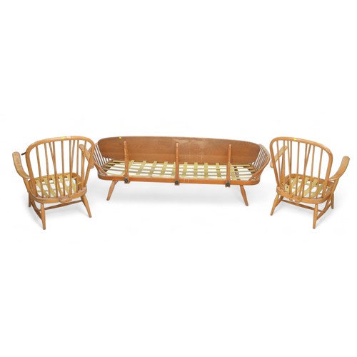 637 - An Ercol day bed and two matching armchairs, daybed measures 208 by 77 by 77cm high, and chairs 71 b... 