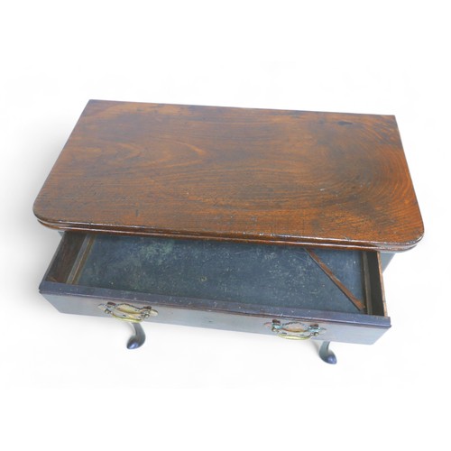 629 - An early Georgian mahogany side table, with folding table top surface, gate leg action, with single ... 