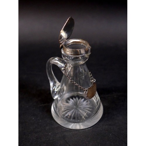 69 - An Edward VII silver topped whisky noggin, Herbert Bushell, Birmingham 1909, 8 by 6.7 by 10.5cm high... 