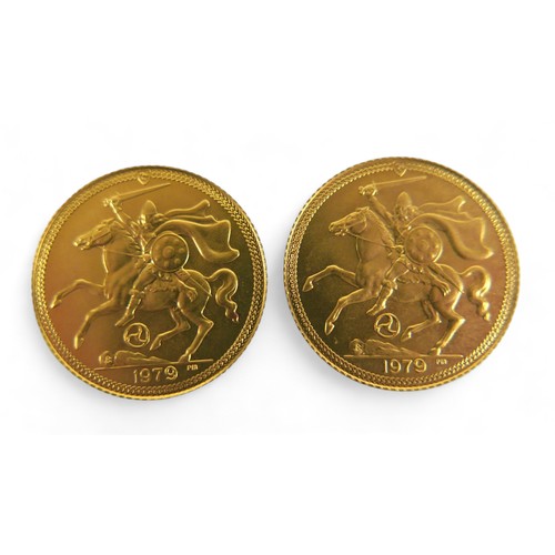 92 - Two 1979 22ct gold coins by Isle of Man treasury for Pobjoy Mint, each weighing 4.3g, both boxed wit... 