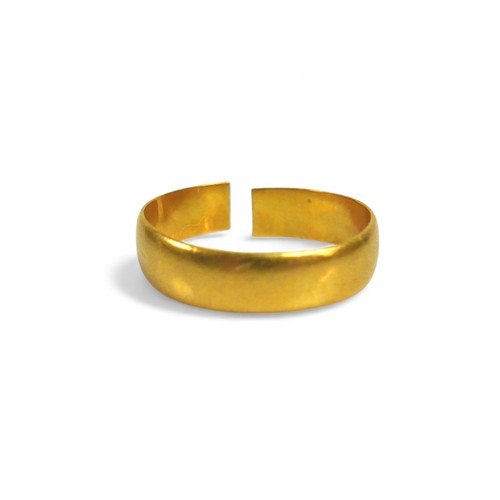 194 - A 22ct gold wedding band, a/f cut, size R, 4g.