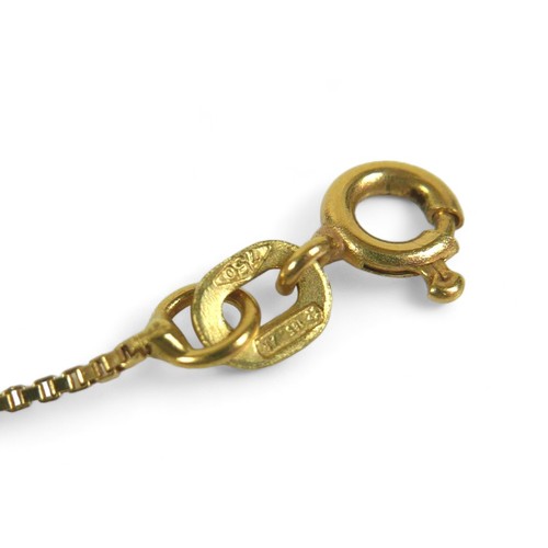 141 - An 18ct yellow gold necklace, 3.6g, 60cm long by 0.8mm.