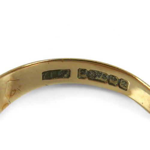 190 - A group of gold jewellery, comprising two gents gold rings: one 9ct 5.2g, one rubbed marks, 5.8g, an... 