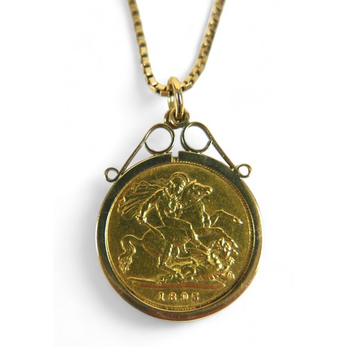 202 - A Victorian 1895 half sovereign in 9ct gold pendant setting and 9ct gold box chain, overall gross we... 