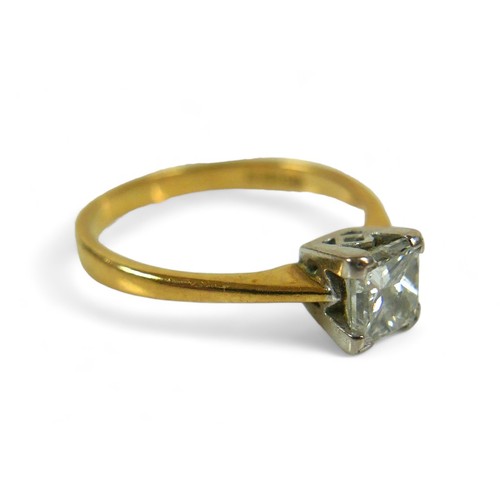 225 - An 18ct yellow gold and diamond solitaire ring, the single princess-cut square stone approx. 0.5ct, ... 