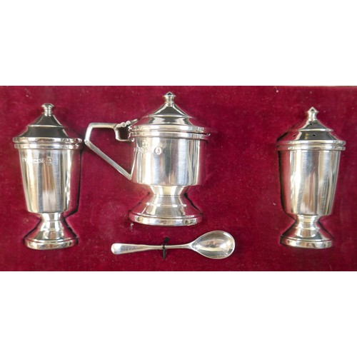 43 - A collection of assorted silver items, to include two boxed sets of coffee spoons, a cruet set, a we... 