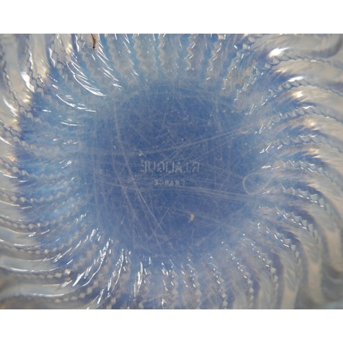 246 - A Rene Lalique clear and opalescent glass bowl, circa 1930s, coupe-ouverte shape, in the 'Actinia' p... 