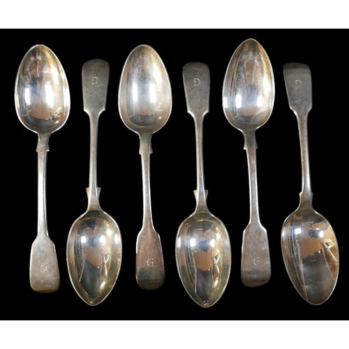 38 - A collection of assorted silver flatware, 1860g / 59.8toz. (35)