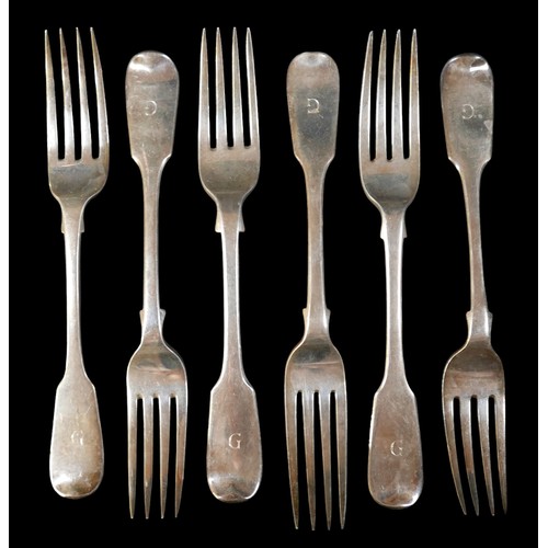 38 - A collection of assorted silver flatware, 1860g / 59.8toz. (35)