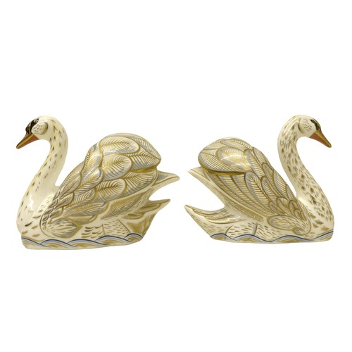 237 - A Royal Crown Derby group The Royal Swans Catherine and William number no.117 of 750 paperweights, b... 