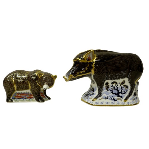 241 - A group of four boxed Royal Crown Derby paperweights, Husky USA pre release  no.164 of 750, Grizzly ... 