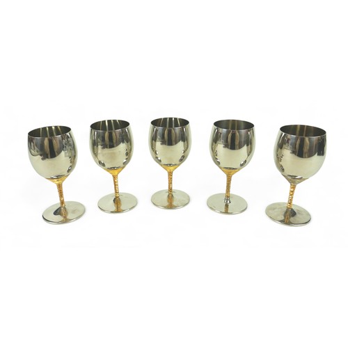 371 - A set of five Viners silver plated wine goblets, designed by Stuart Devlin, 'Wine Goblet', J442/302,... 