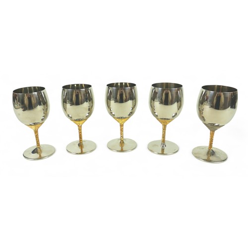 371 - A set of five Viners silver plated wine goblets, designed by Stuart Devlin, 'Wine Goblet', J442/302,... 