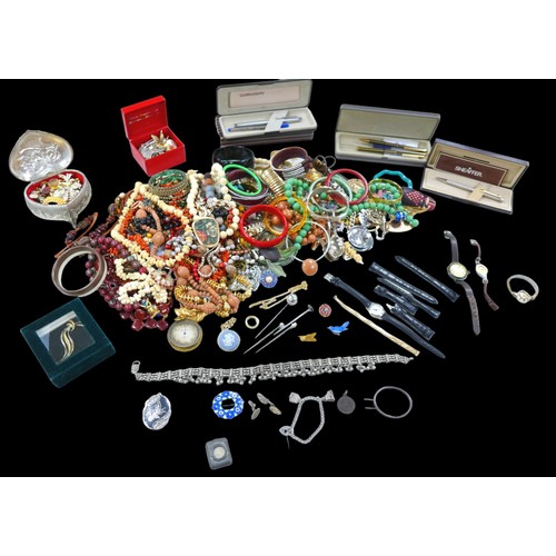 79 - A collection of costume jewellery, including some silver, approximately 1.3toz gross, together with ... 