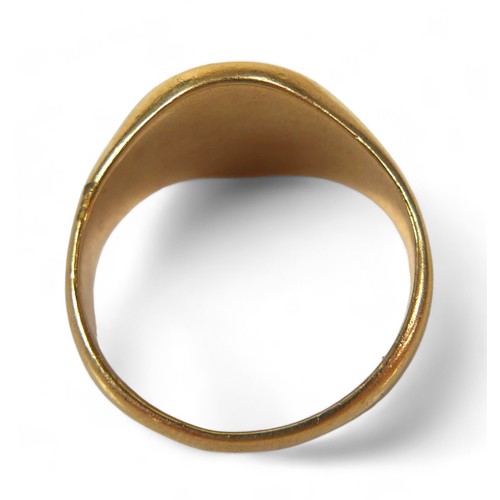 50 - A 9ct gold signet ring, size O/P, 9.3g,