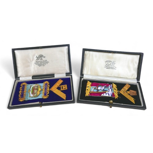 151 - Two Masonic gold and enamel jewels / medals, comprising a 15ct gold enamel Excelsior Mark Lodge to H... 