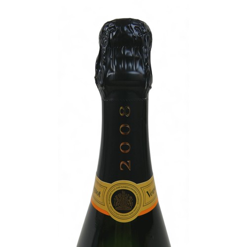 356 - A bottle of Veuve Clicquot vintage champagne, 2008, boxed.