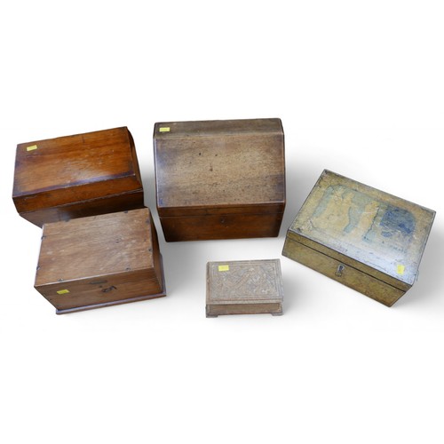 318 - A collection of four wooden boxes and a correspondence slope,  slope measures 27 by 17 by 21cm high.... 