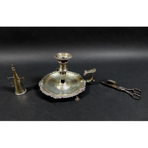 30 - A George III silver chamberstick, with applied rim, conical snuffer and replacement plated scissor s... 