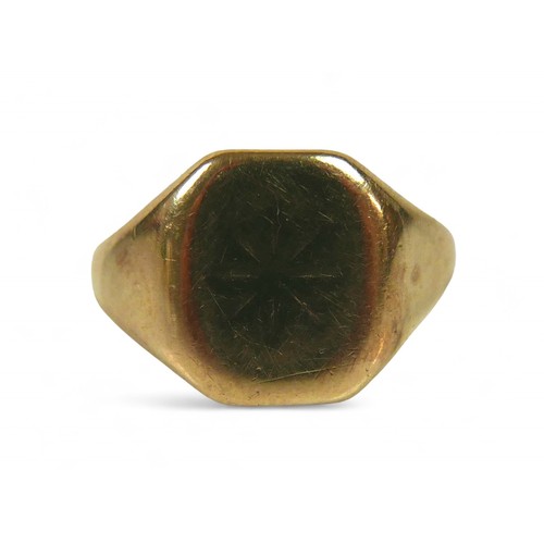 75 - A gent's 9ct gold signet ring, with star design, ring size U, head 13mm, 5.4g.