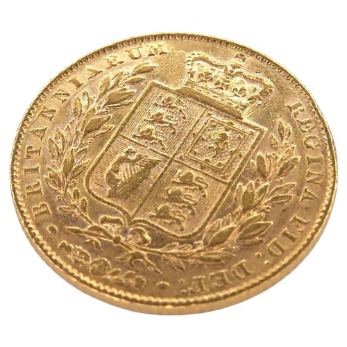 47 - A Victoria Young Head Shield Back gold sovereign, 1846.