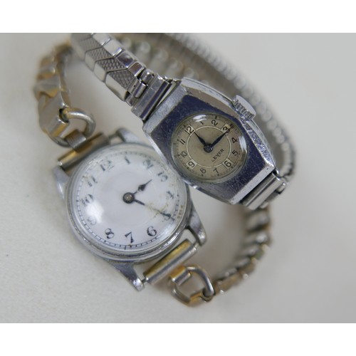 58 - A Longines 9ct gold gentleman's wristwatch, circa 1960s, the pale silvered dial with Arabic numerals... 