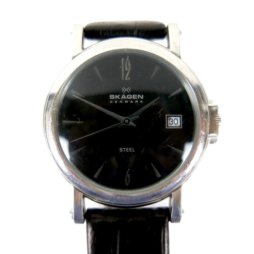 57 - A Skagen steel cased gentleman's wristwatch, model 184SLBD, black dial with silvered numerals, date ... 