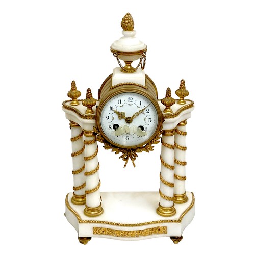 178 - A late 19th century French gilt bronze and alabaster mantel clock, Vincenti & Cie, Medaille D'Argent... 