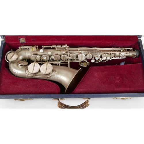 230 - A silver plated Weltklang Solist de Lux saxophone, in original box.